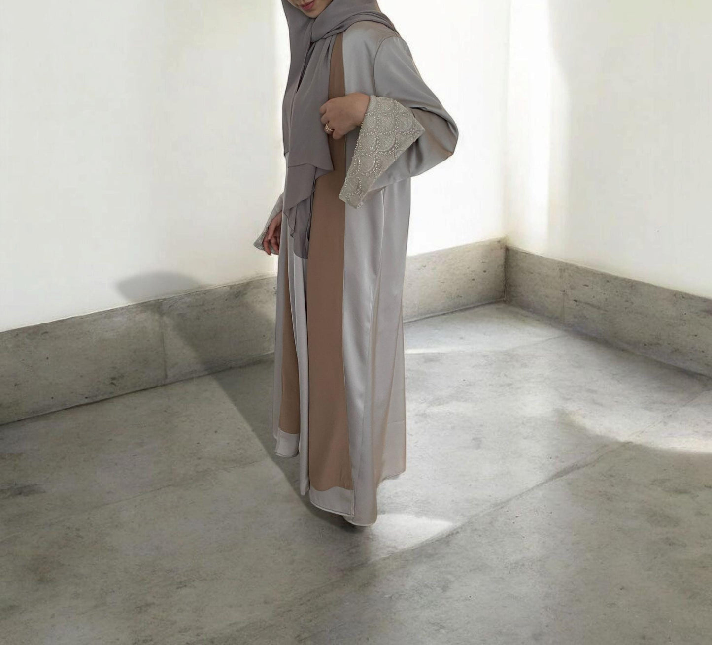 The Shell Abaya