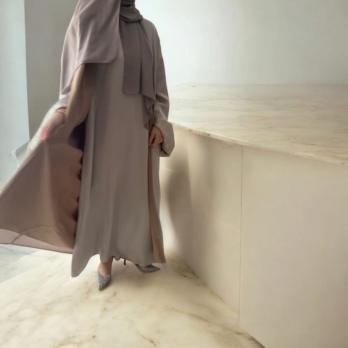 The Shell Abaya